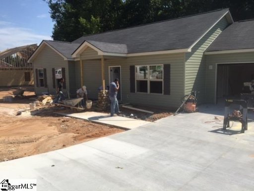 719 Rock Springs Road