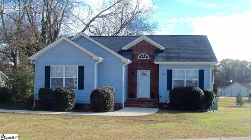 15 Lued Robinson Court