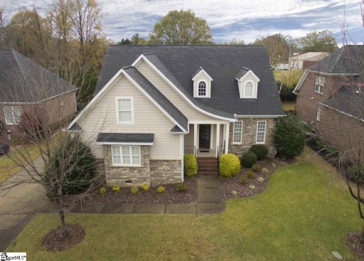 102 Holland Trace Circle