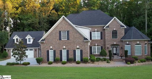 1 Woodland Hills Lane