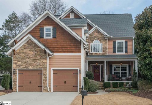 2 Applewood Drive