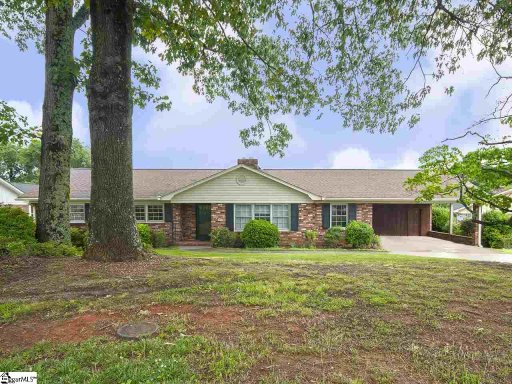 2 Coachman Drive