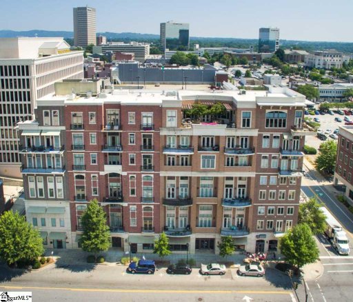 111 E Mcbee Avenue Unit 303