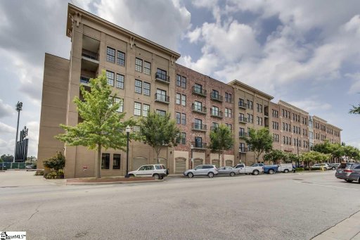 927 S Main Street Unit 201