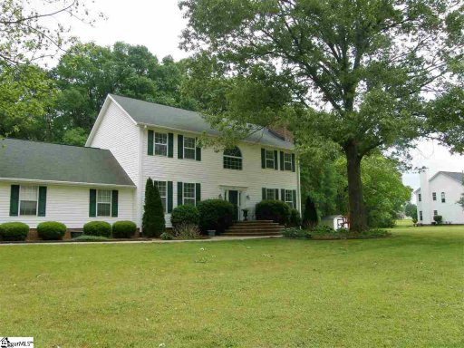 104 Pleasant Woods Road