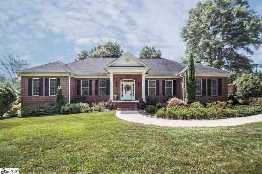 128 Kingswood Circle