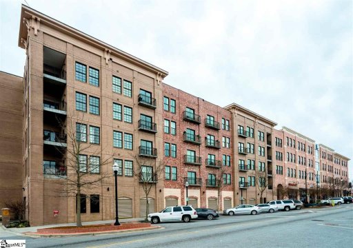 927 S Main Street Unit 205