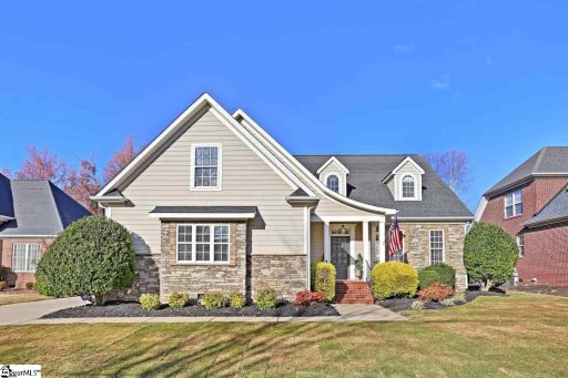 102 Holland Trace Circle