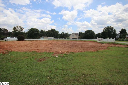 279 Hunters Pointe Drive