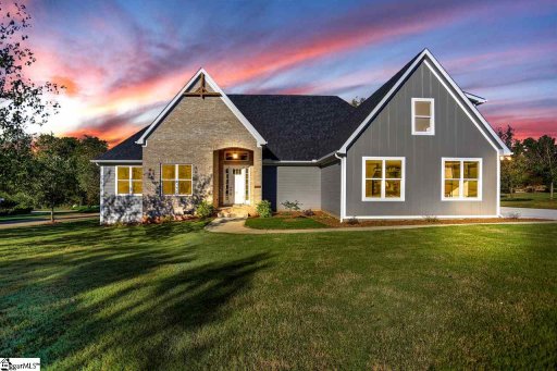 101 Forest Cove Lane