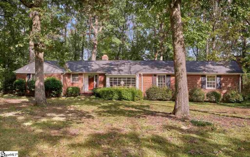 3 Greenwood Avenue