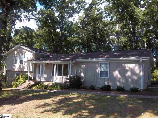 124 Stonegate Court