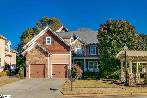 2 Applewood Drive