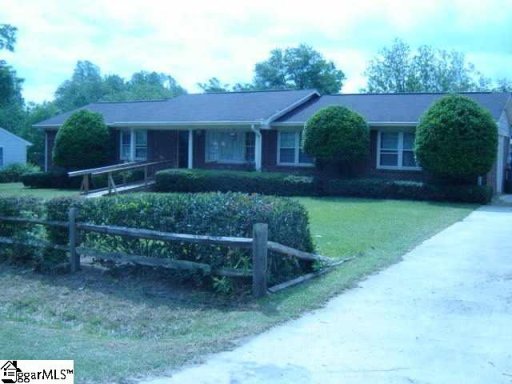 8 Patricia Avenue