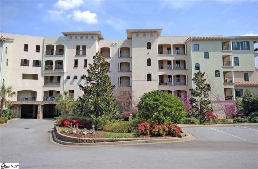 1209 E Washington Street #206