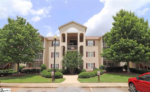 190 Wexford Drive Unit 203