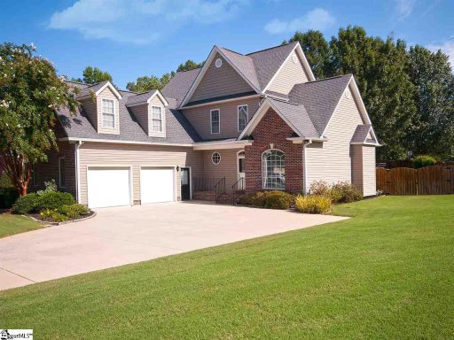 2 Oakmont Court