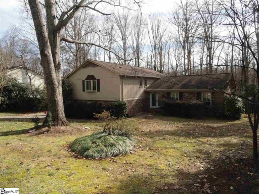 512 Lancelot Drive