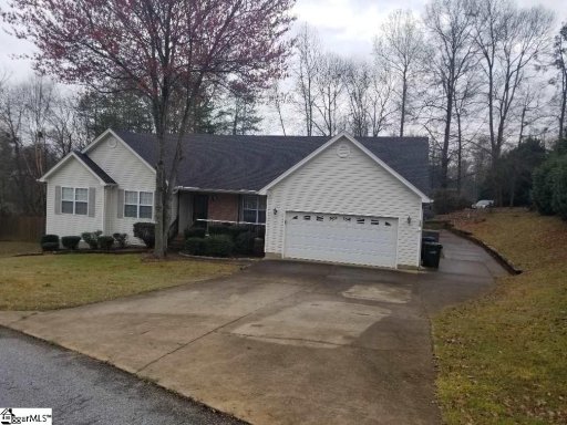140 Grove Pointe