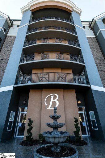 1001 S Church Street Unit 208