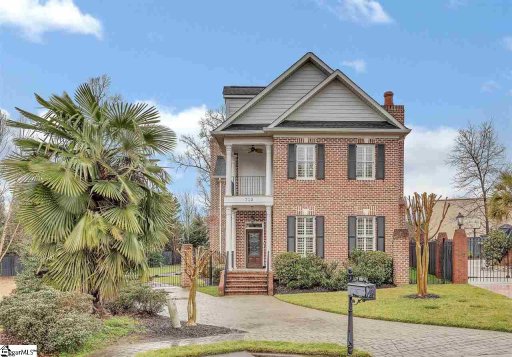 712 Lady Hillingdon Court