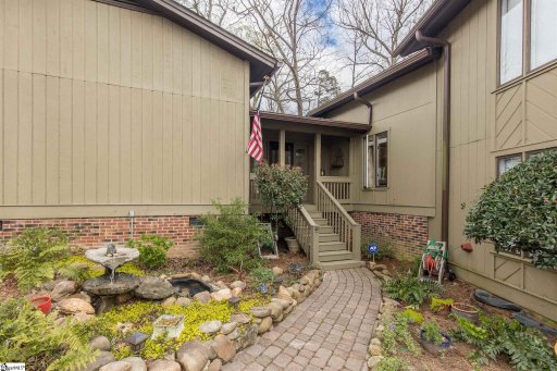 223 Ingleside Way