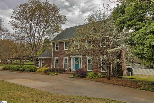 17 Merry Oak Trail