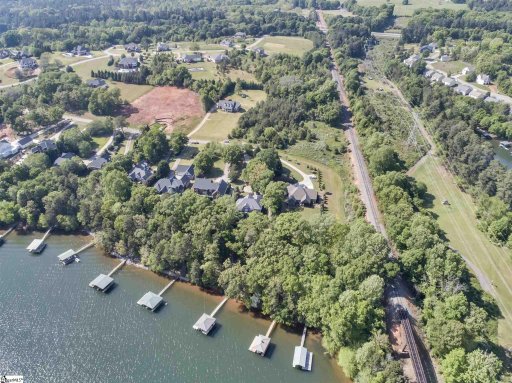 1027 & 1029 North Shore Drive Lot 20 & 21