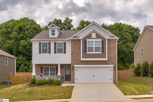 104 Hartwood Lake Lane