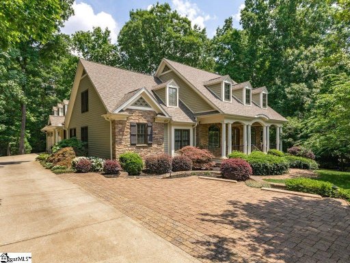 517 Bridlewood Lane