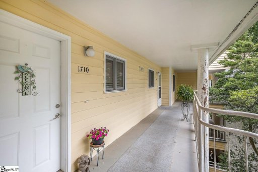 1710 Northlake Drive