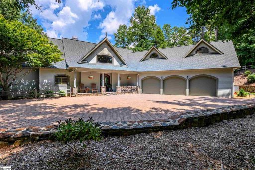 315 Trottingwolf Trail