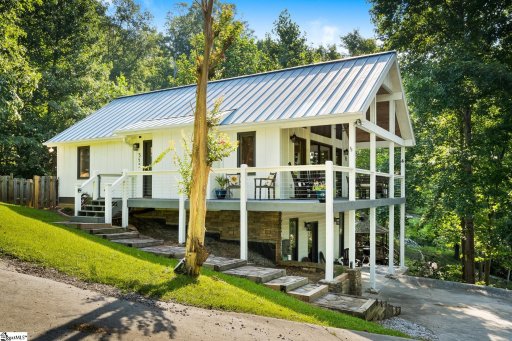 515 Inlet Drive