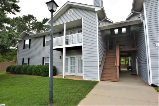 1006 Pelham Square Way