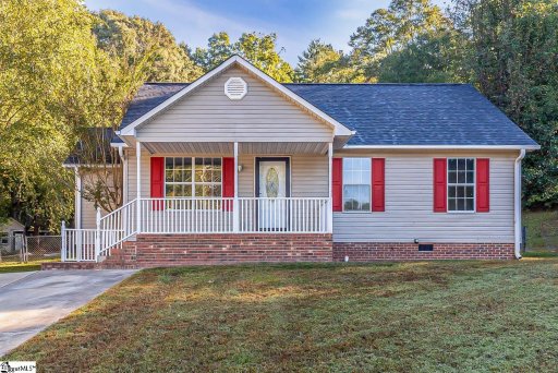 556 Holly Run Court