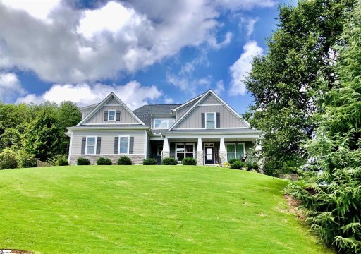 2 Windswept Knoll Drive