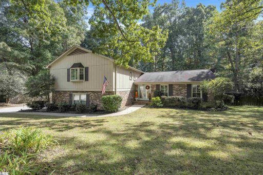 512 Lancelot Drive