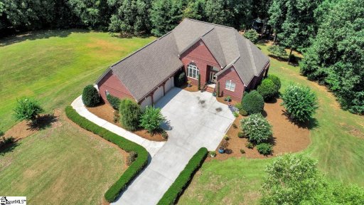 110 Topsail Drive