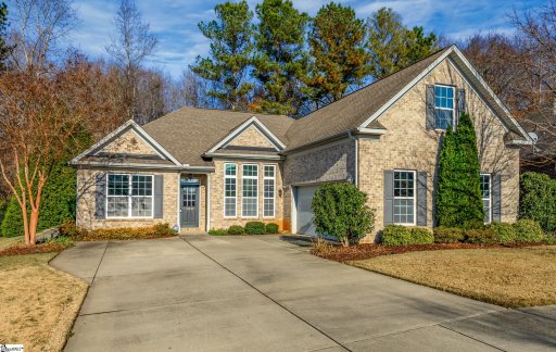 108 Macintyre Street