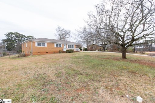 205 Iris Drive