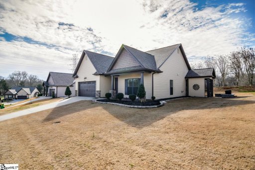 104 St Stephen Court