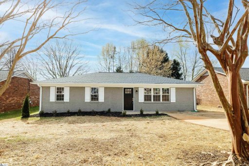 6 Bradley Boulevard