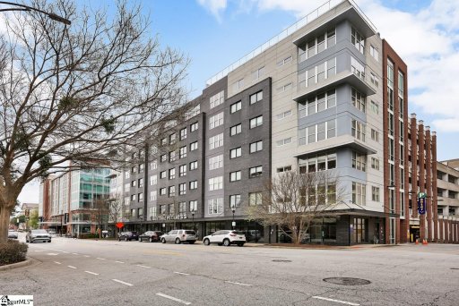 100 E Washington Street #22