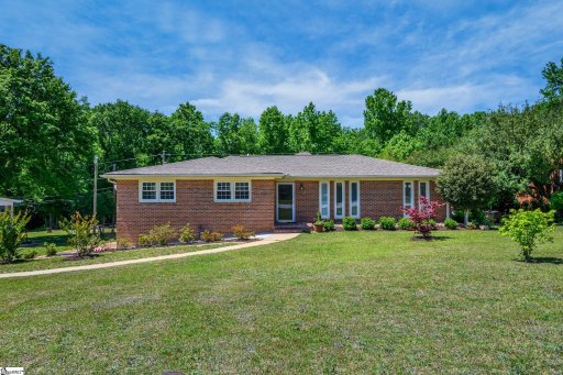 104 Eastcliffe Way
