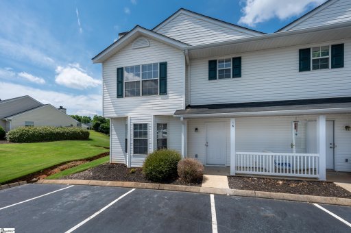 16 Hayfield Lane
