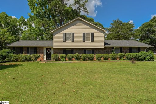 117 Meadowbrook Drive