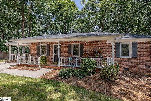 142 Woodridge Circle