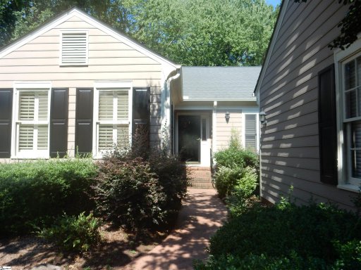 1241 Shadow Way