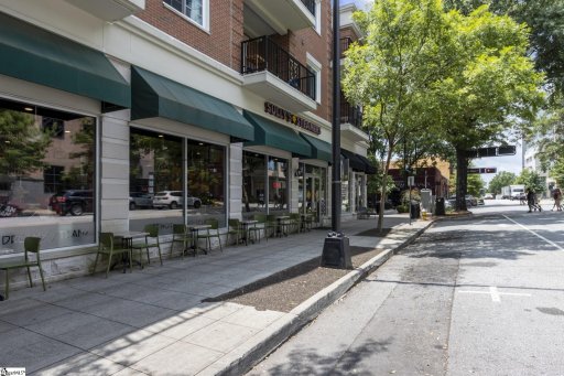 10 E Washington Street Unit 2G