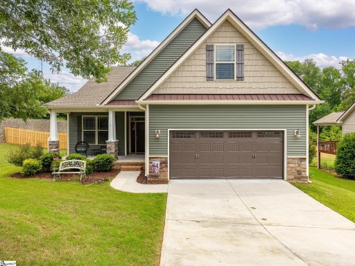 1 Amber Oak Drive